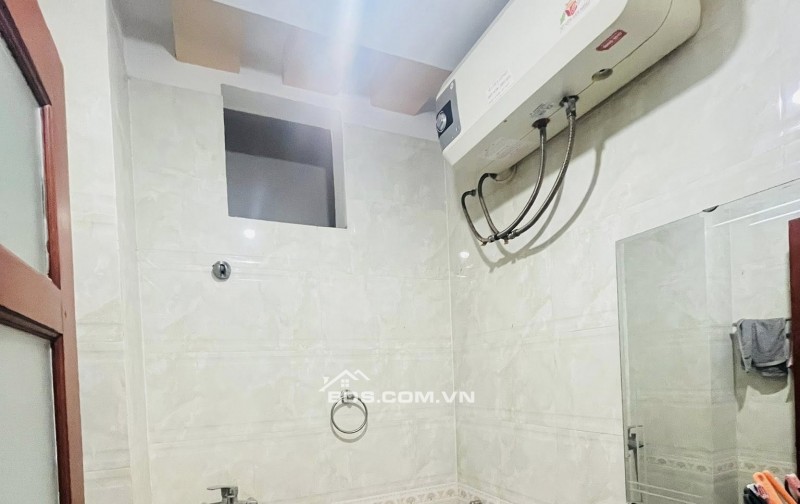 Nhà Yên Hòa - Phân Lô 3 Gác Tránh- 2 Nhà Ra Phố - Ngõ Thông Kinh Doanh